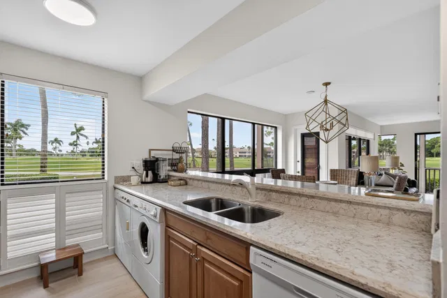 PGA National Palm Beach Gardens Residence photo 17