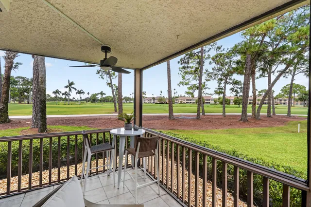 PGA National Palm Beach Gardens Residence photo 30