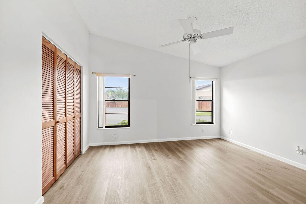  Residence photo 20
