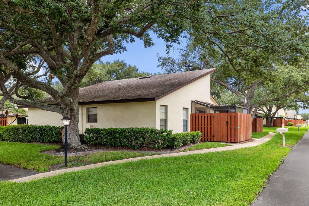  Residence photo 29