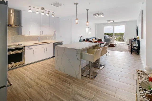 236 Fifth Avenue Unit 410 photo 4