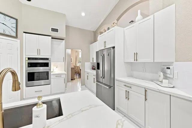  Residence photo 14