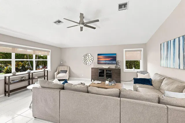  Residence photo 21