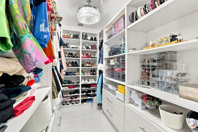  Residence photo 28