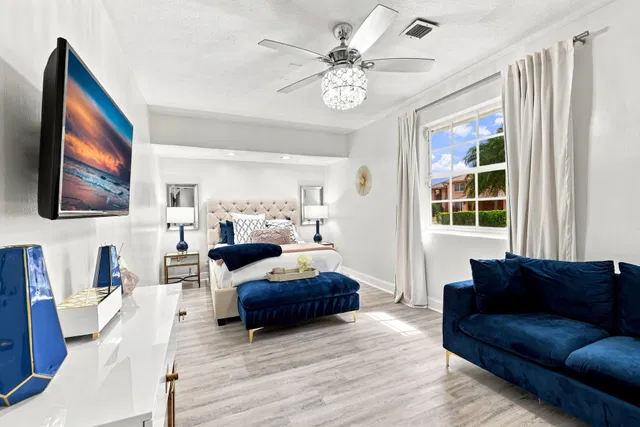  Residence photo 37
