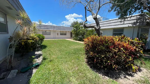 Unit 166 photo 18