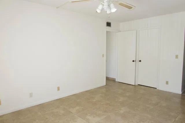  Unit D2 photo 25