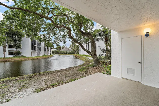  Unit B104 photo 9
