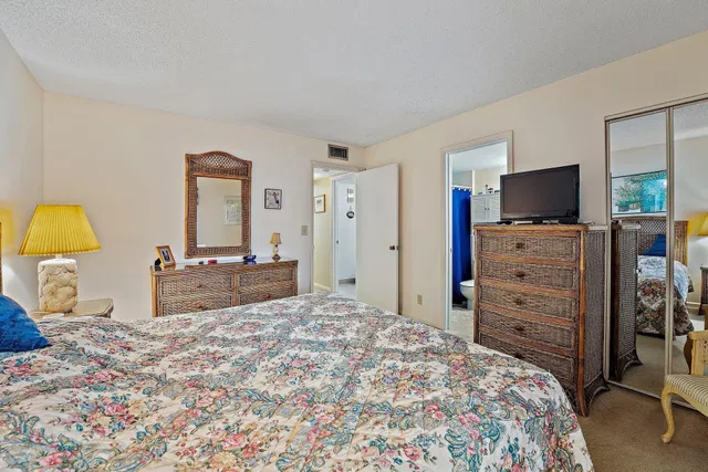  Unit B104 photo 18