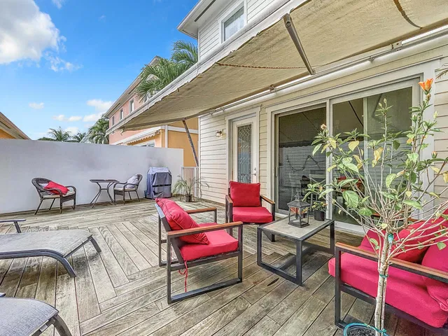 Mallory Creek Abacoa Residence photo 8