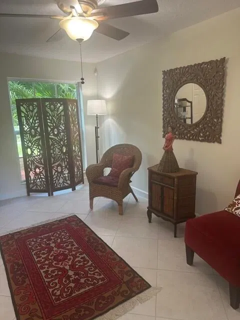 Residence photo 4
