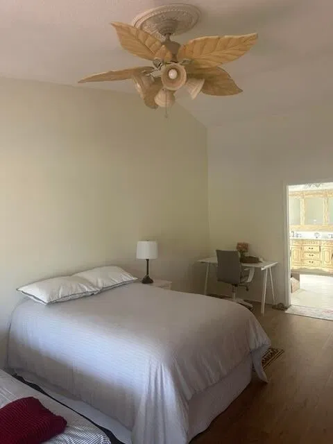 Residence photo 11