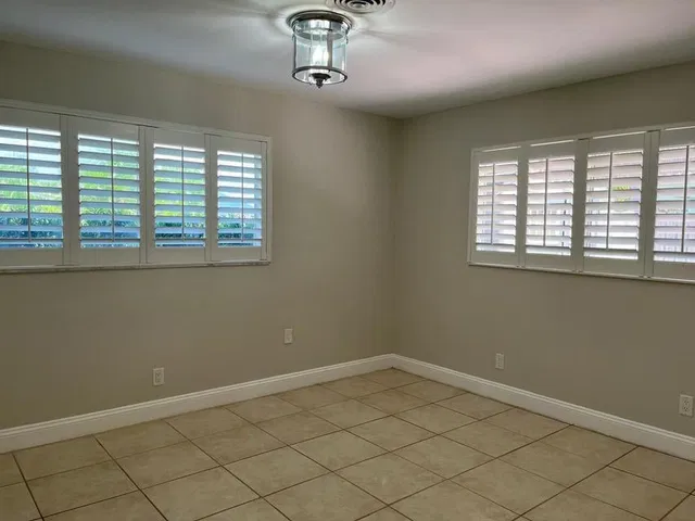 Residence photo 13