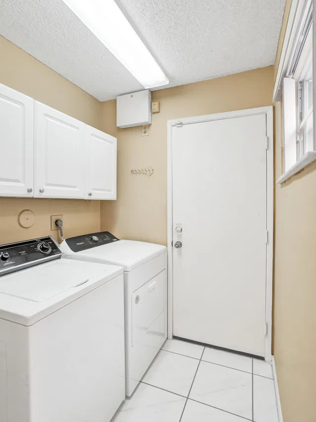 Residence photo 11