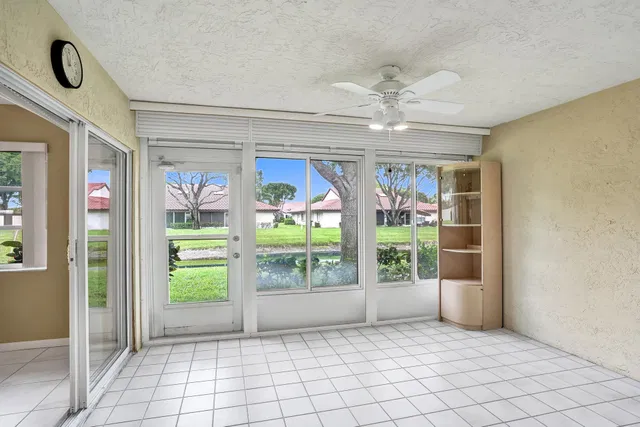 Residence photo 21