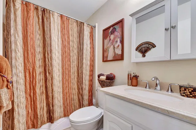 Residence photo 32