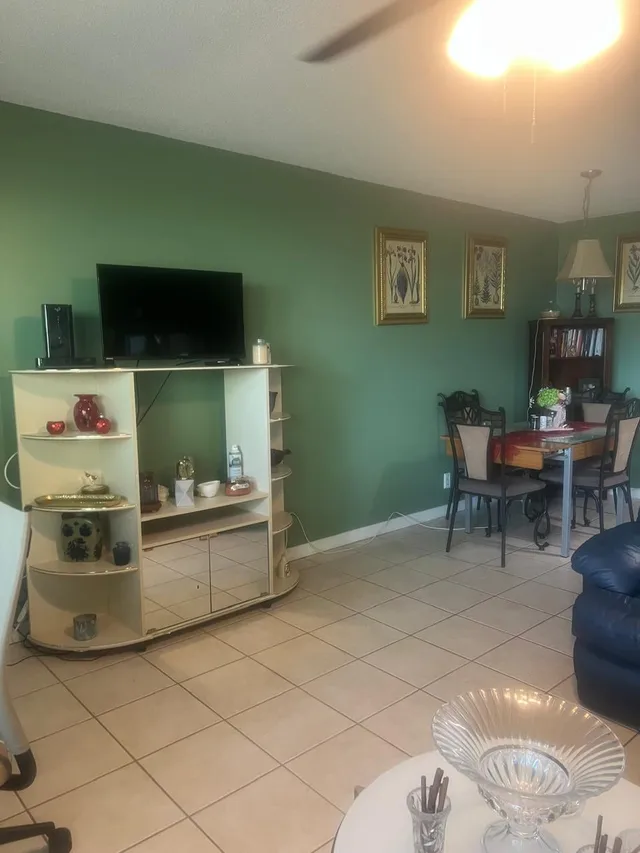  Unit 102 photo 5