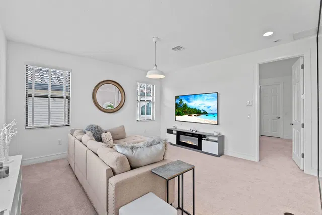 Hyder Agr Pud Residence photo 26
