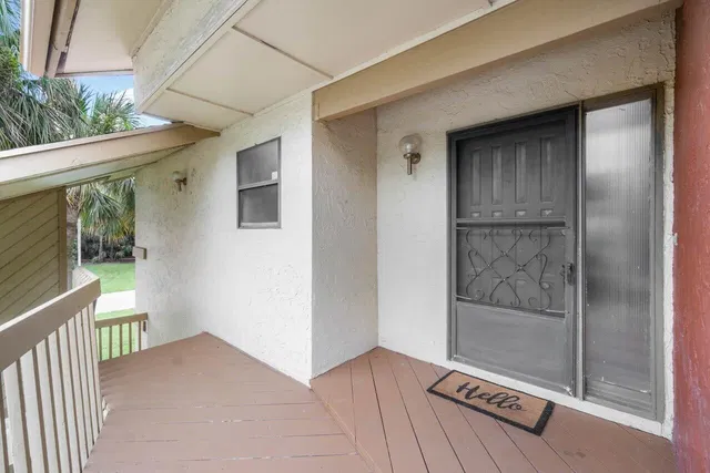 Unit 36 photo 11