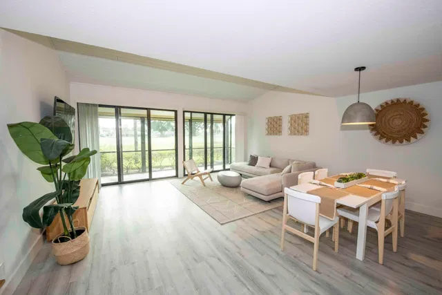 PGA National Palm Beach Gardens Residence photo 16