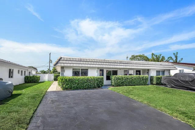 Residence photo 2
