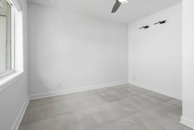 Residence photo 19