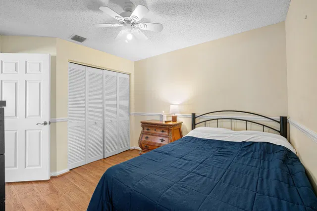  Residence photo 15