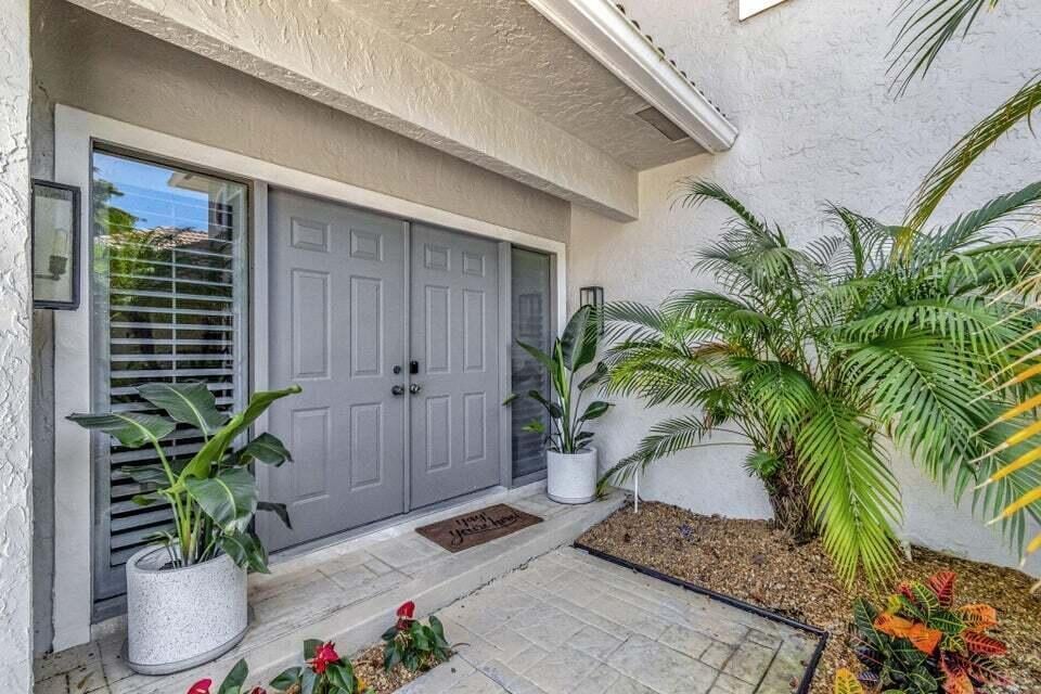 First Fairway Residence photo 2