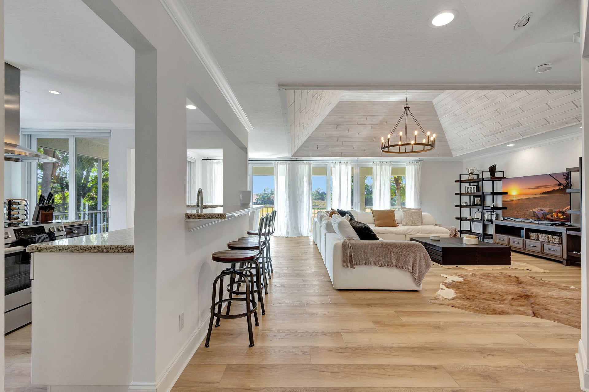 First Fairway Residence photo 10