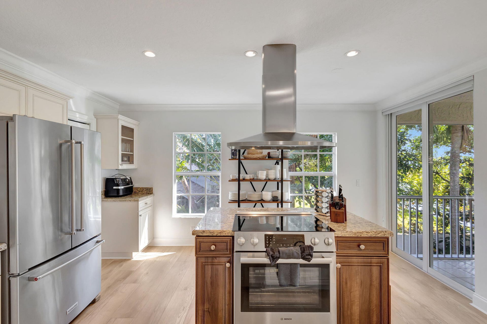 First Fairway Residence photo 21
