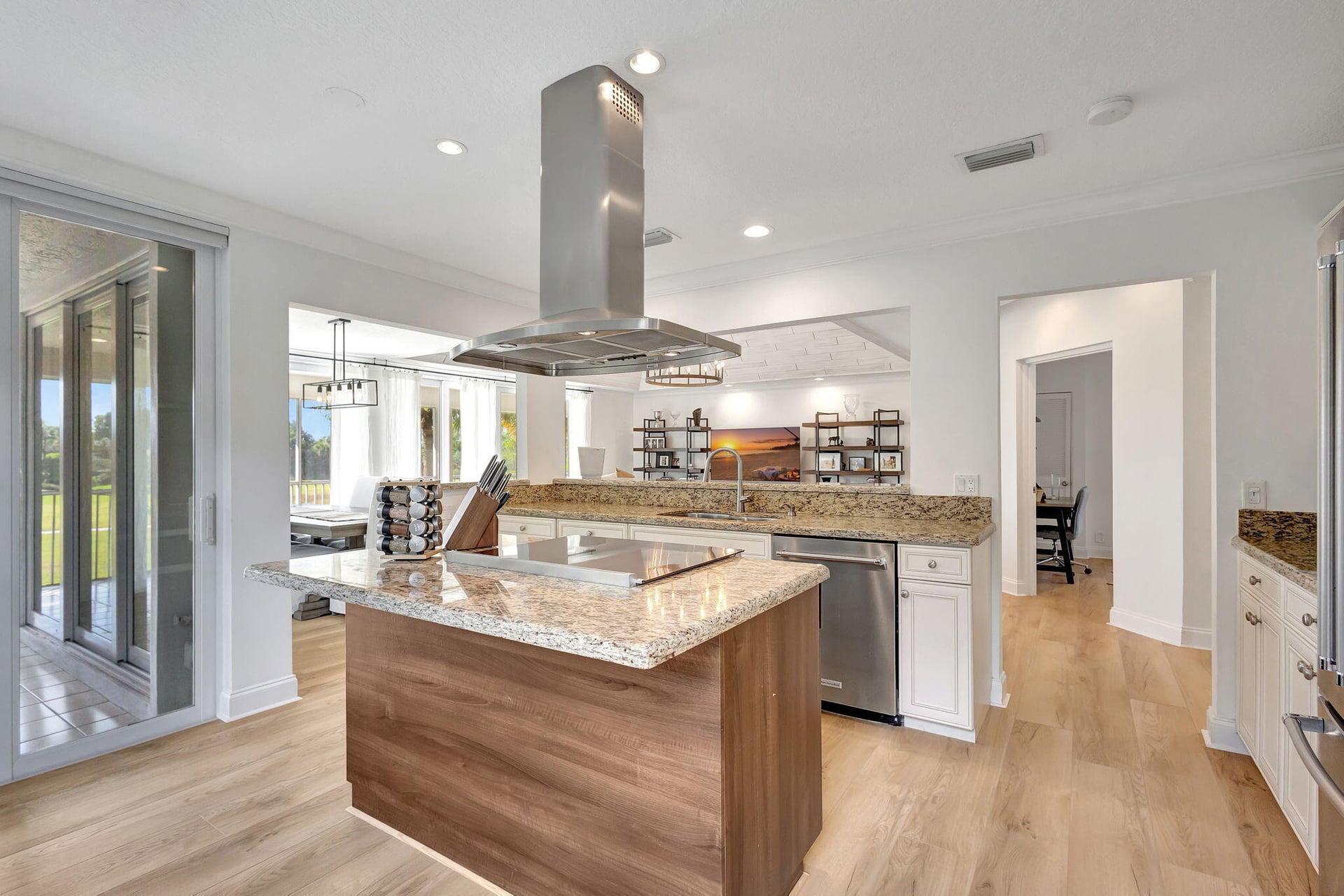 First Fairway Residence photo 24