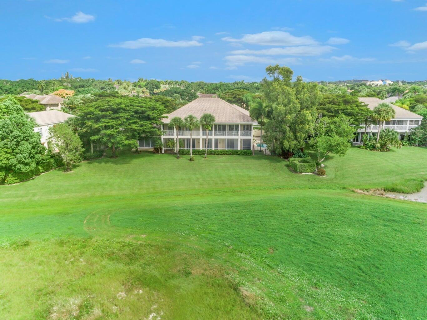 First Fairway Residence photo 54
