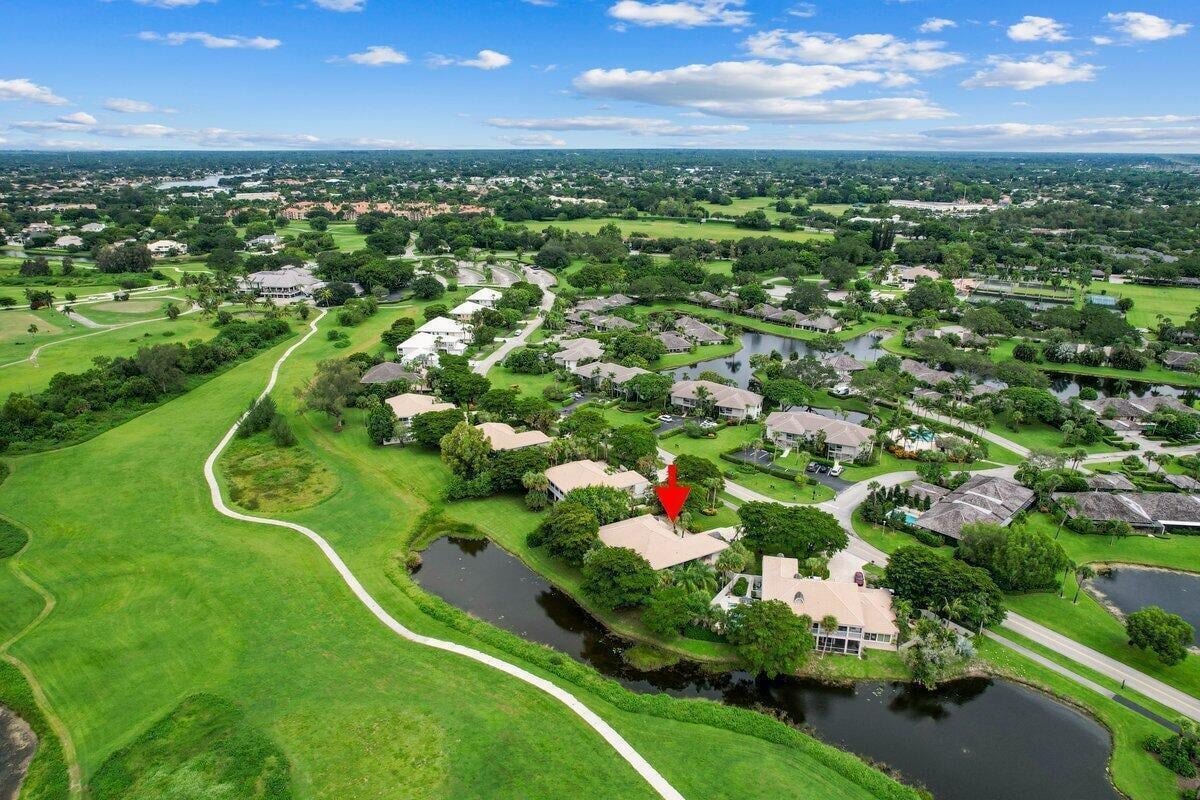 First Fairway Residence photo 57