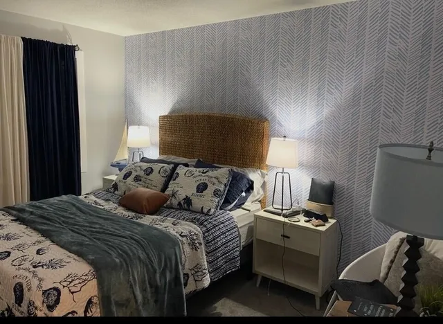 Unit 107 photo 5