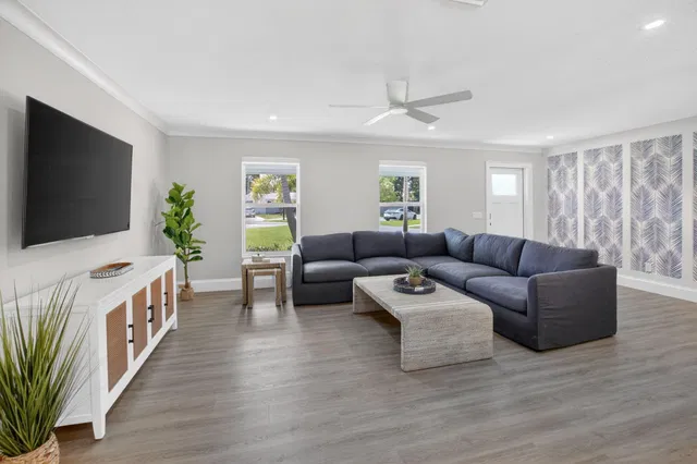 Residence photo 14