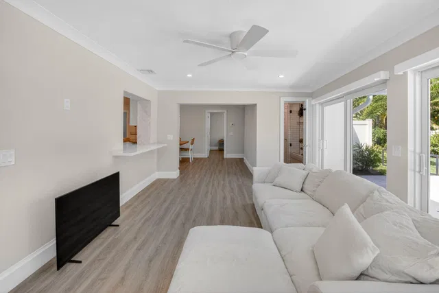 Residence photo 22