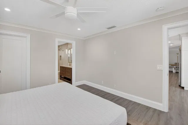 Residence photo 30