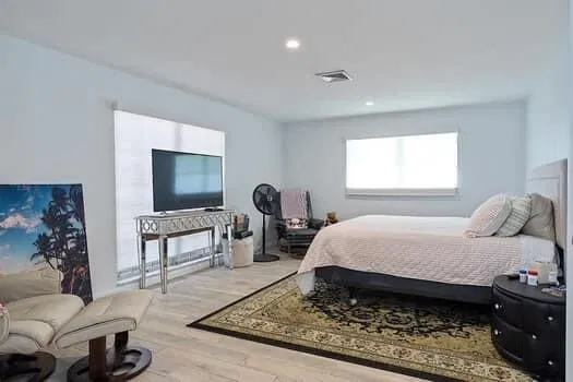  Unit 16 photo 11