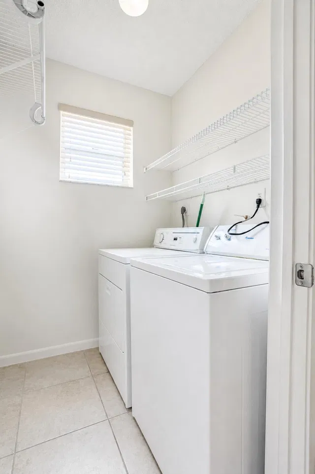 Unit #202 photo 10
