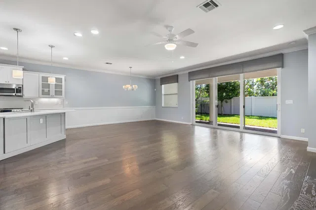Residence photo 14