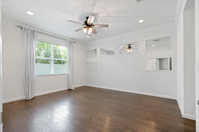 Residence photo 15