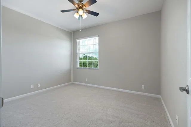 Residence photo 30