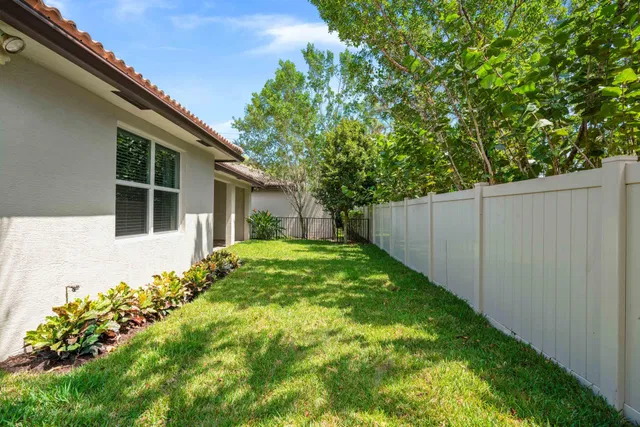 Residence photo 47