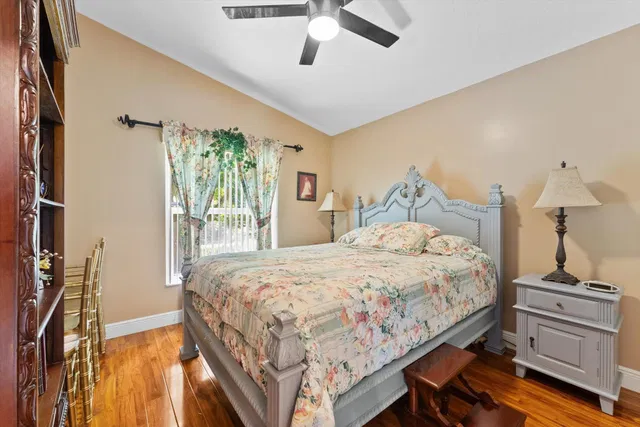 Residence photo 21