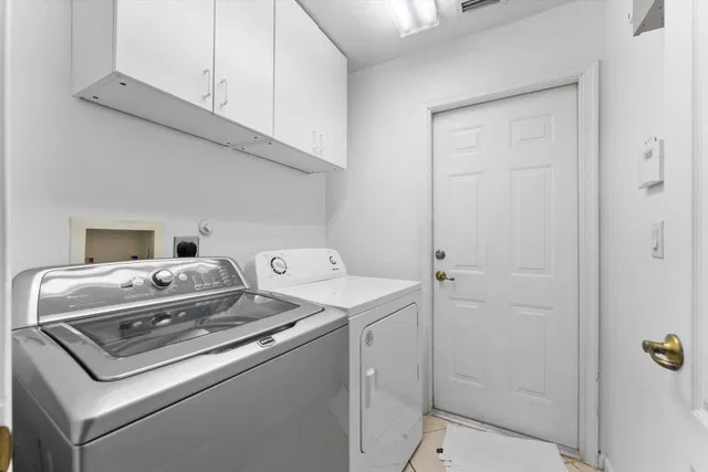 Residence photo 23