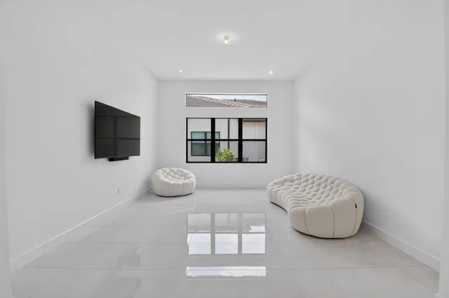  Residence photo 7