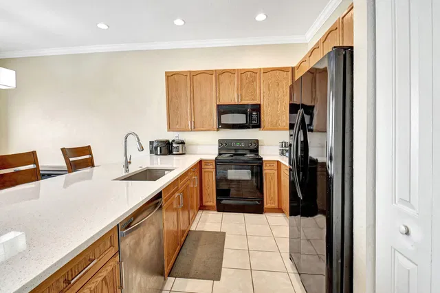 Residence photo 12
