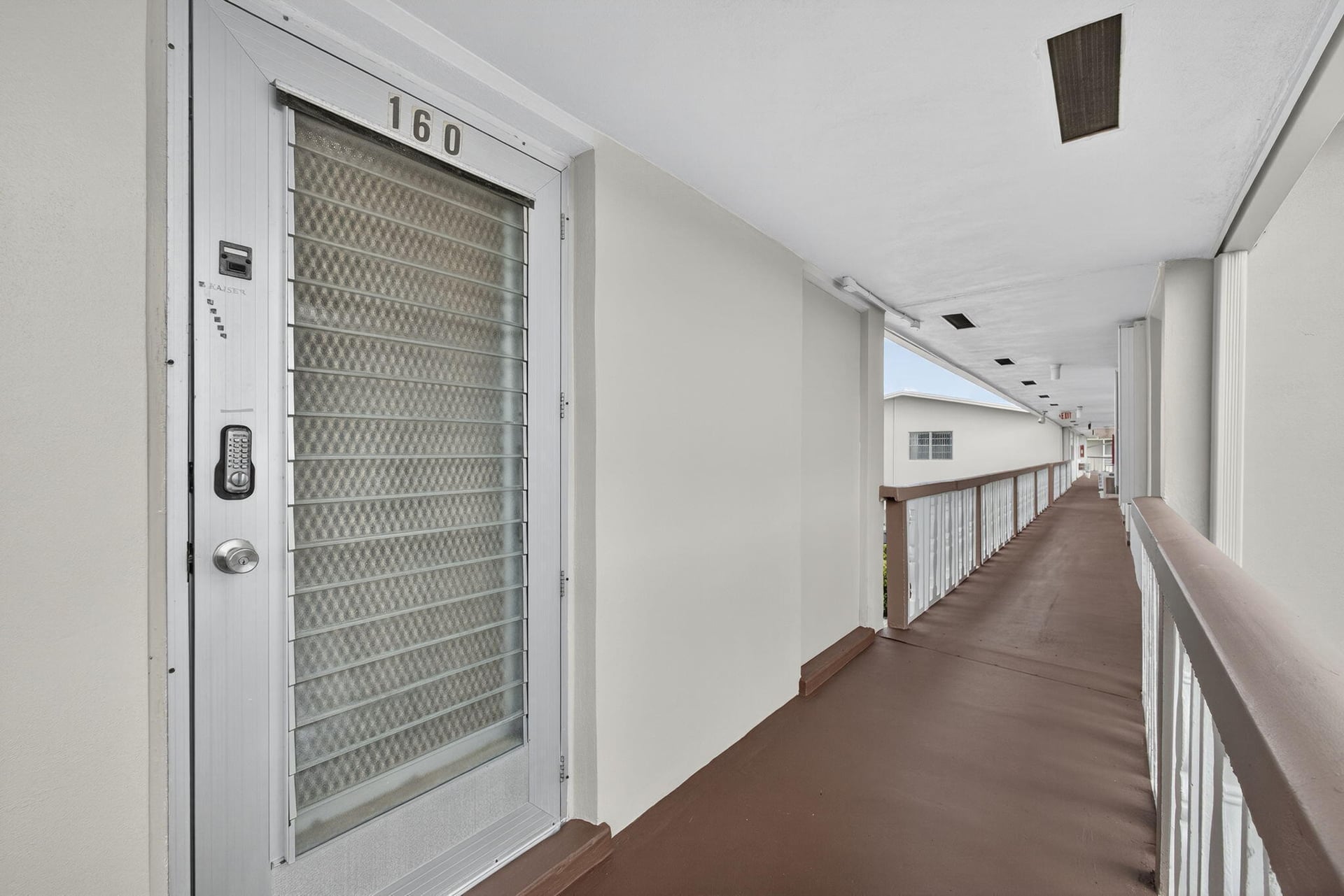 Residence photo 2
