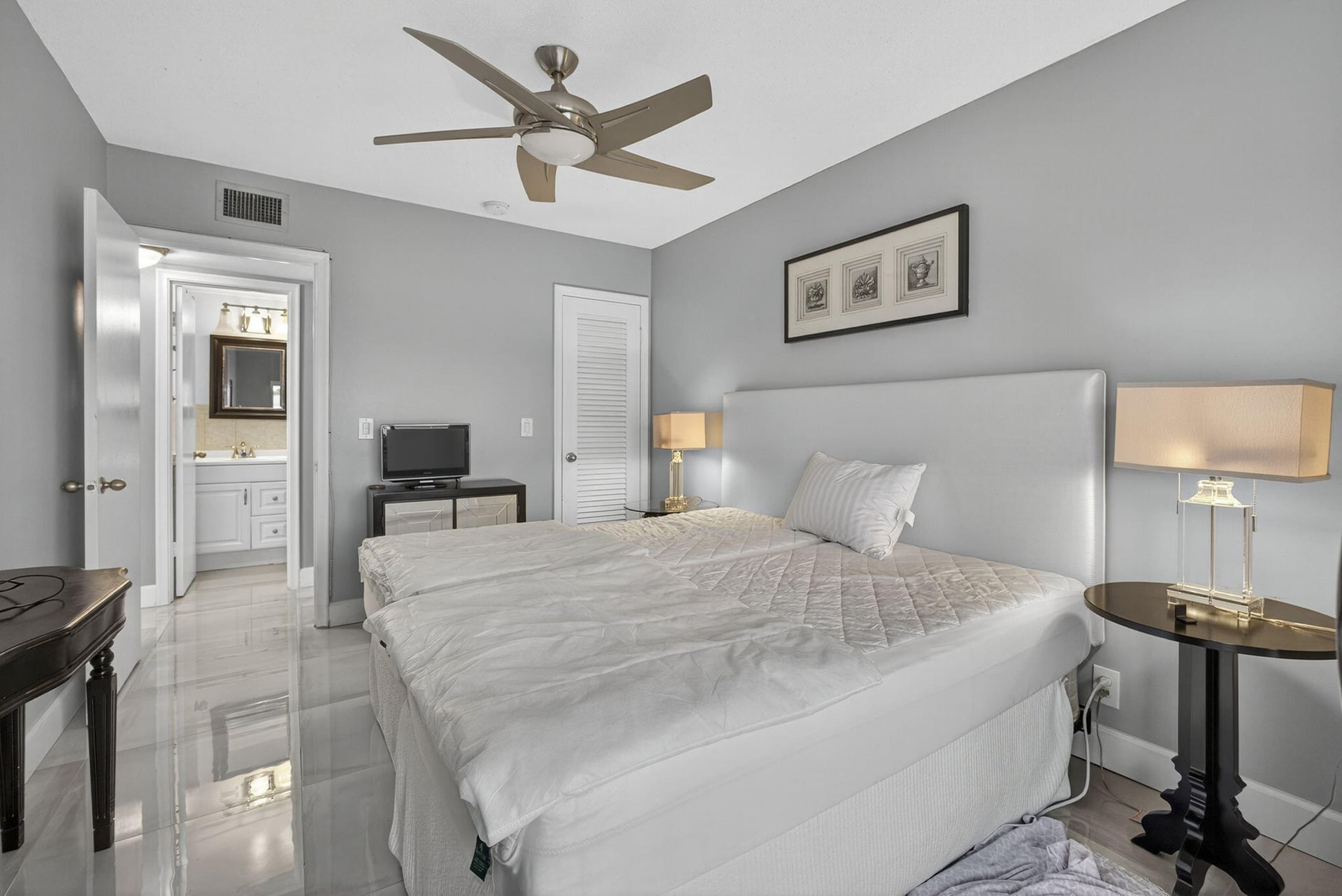 Residence photo 12