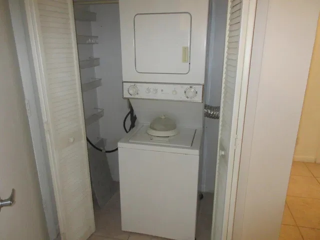  Unit 107 photo 7